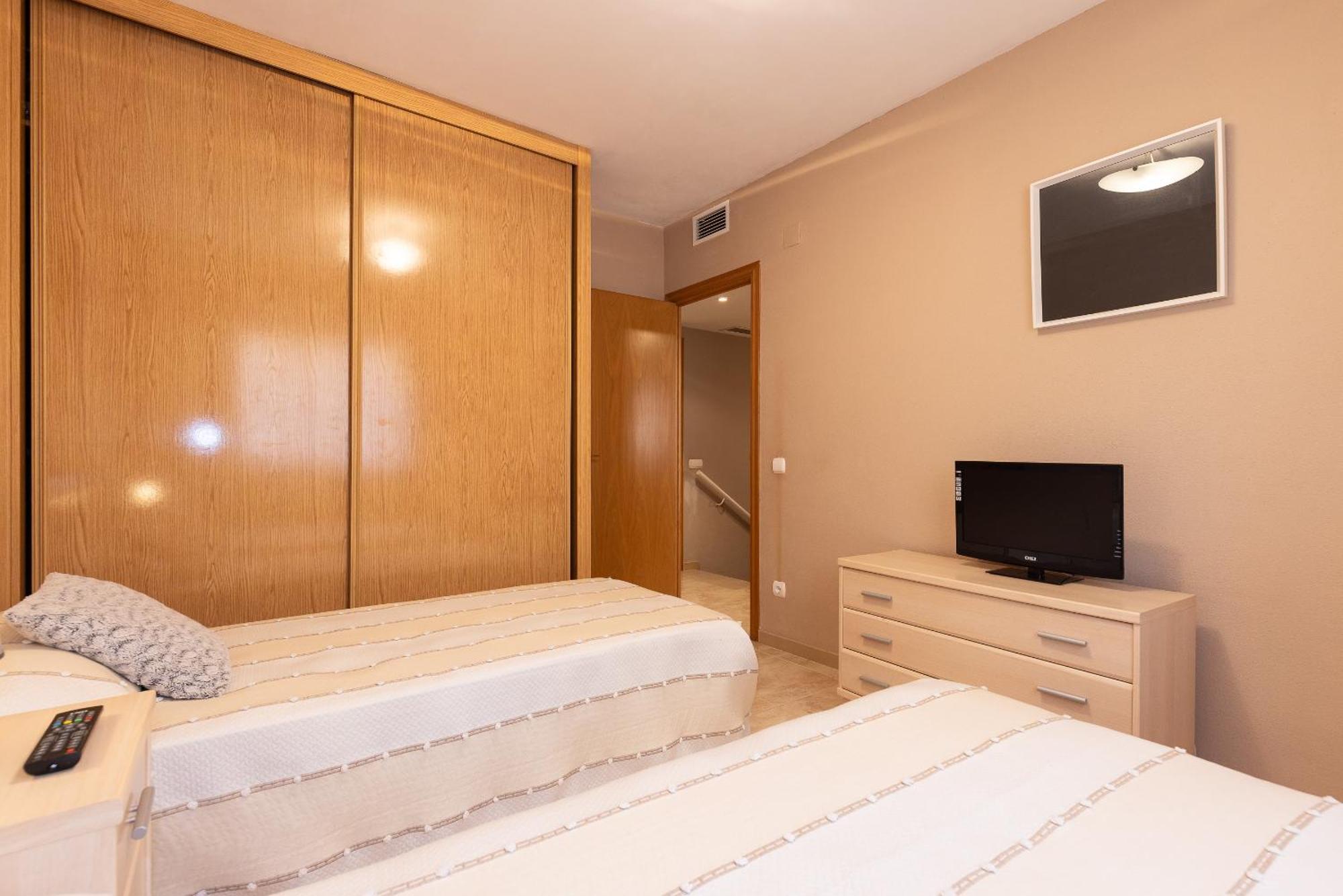 Uhc Golden Pineda Apartments La Pineda Room photo