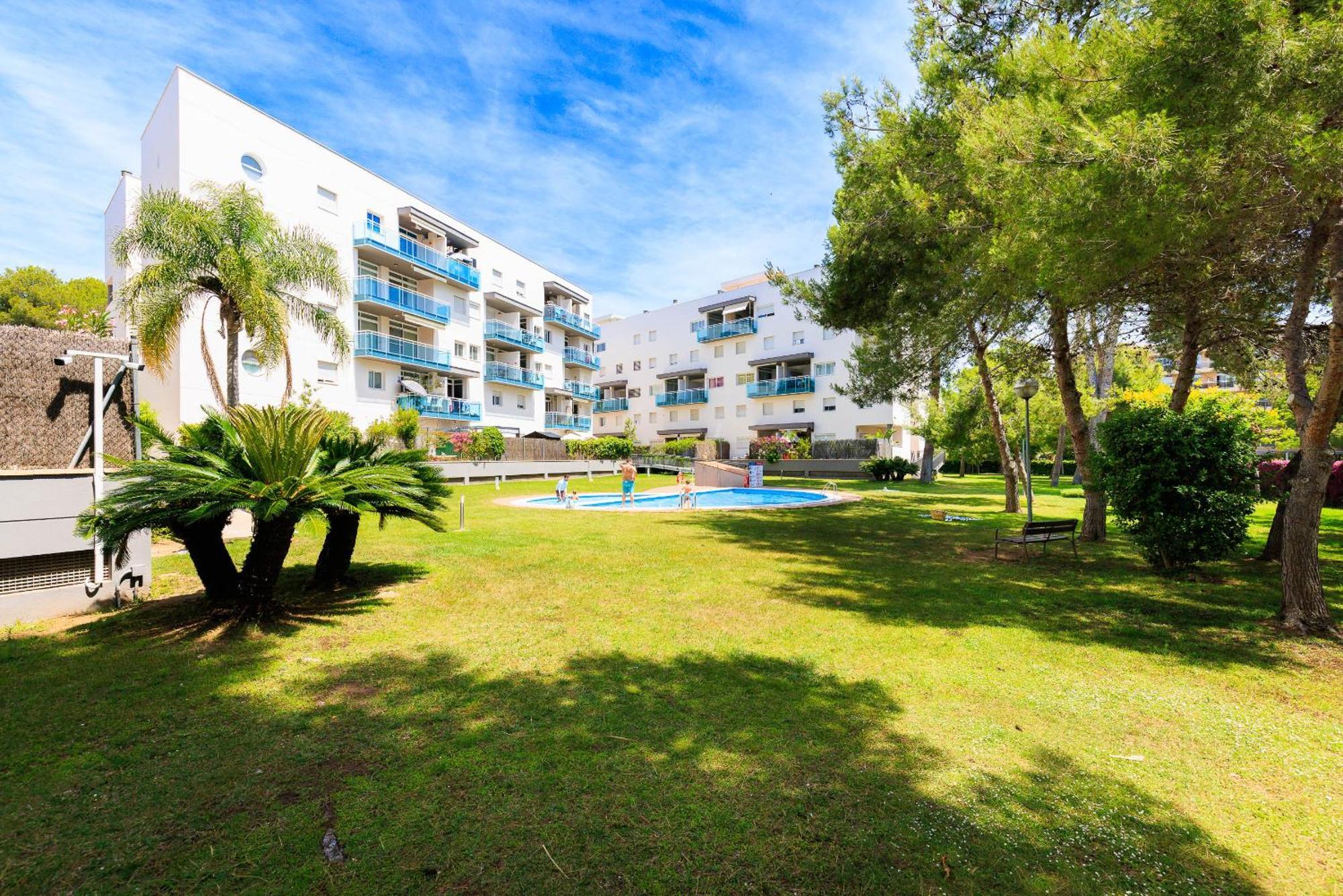 Uhc Golden Pineda Apartments La Pineda Exterior photo